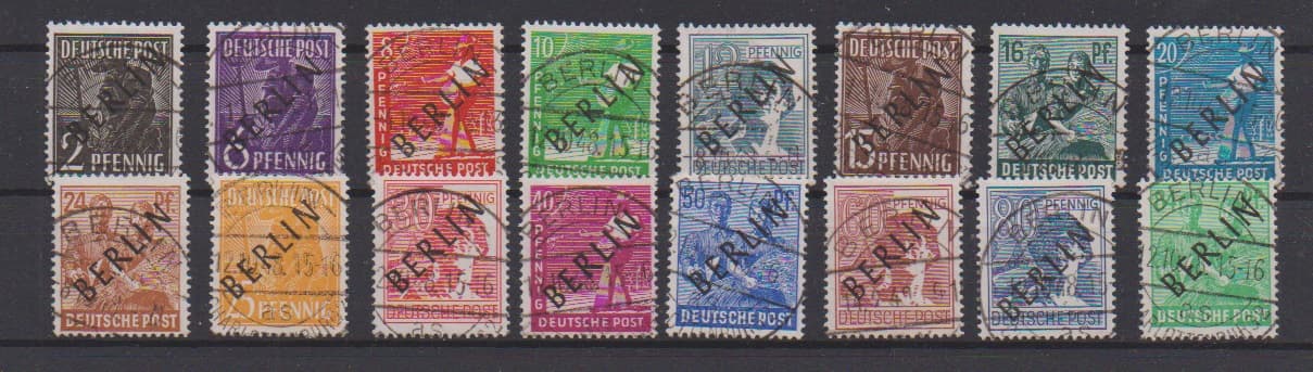 Los 6719 - Schwarzaufdruck mit einheitlichem Rundstempel "Berlin-Charlottenburg" gestempelt, sign. Schlegel und Attest D. Schlegel. Mi. 2400,-