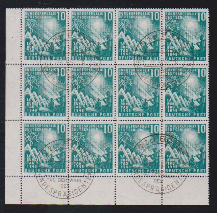 Los 7191 - 10 Pfg. Bundestag im 12er-Block aus der linken unteren Bogenecke mit SST, Attest Schlegel